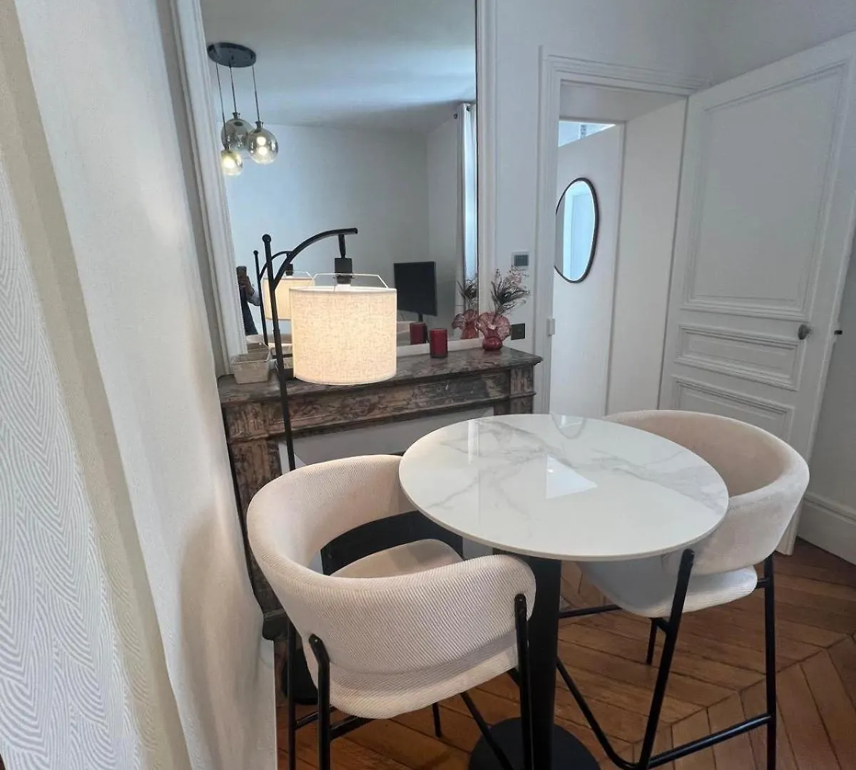 Luxury Flat Etoile Champs Elysee Paris 0*,  Frankrig