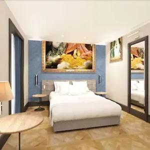 3* Hotell Eiffel Petit Louvre